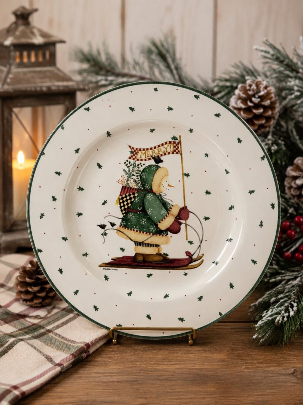 Vintage Debbie Mumm Sledding Characters Christmas Plate 8.25" Sakura